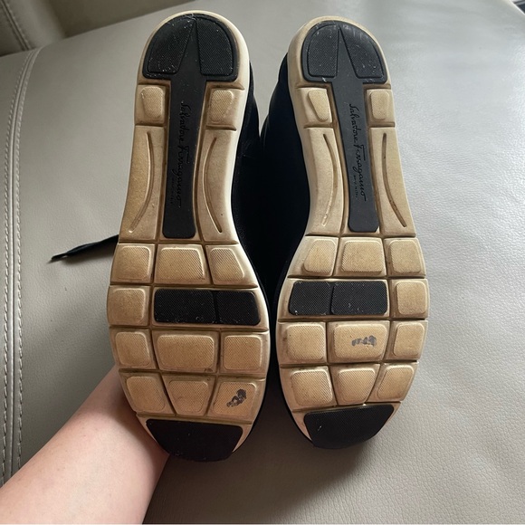 Salvatore Ferragamo low top leather sneakers, US size 8.5 - Picture 16 of 16